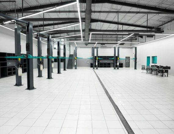 مركز صيانة سيارات – شركة الطبيب الفني